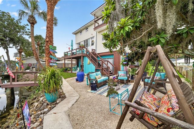 1424 SE 5th Avenue, Crystal River, FL 34429
