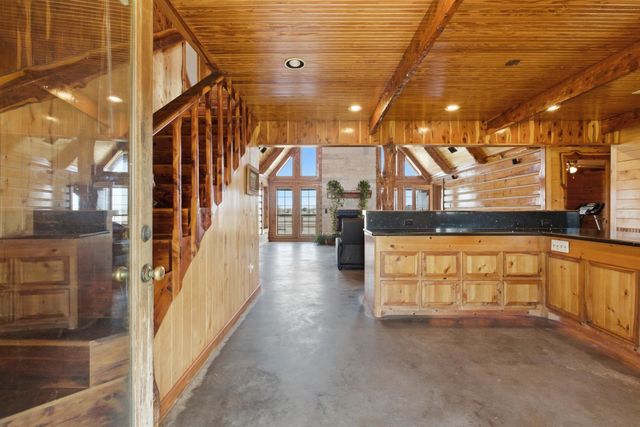 27185 Muckelroy Road, Hempstead, TX 77445