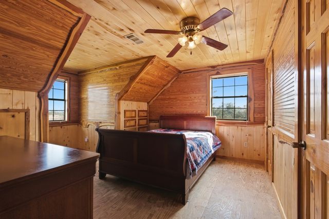 27185 Muckelroy Road, Hempstead, TX 77445