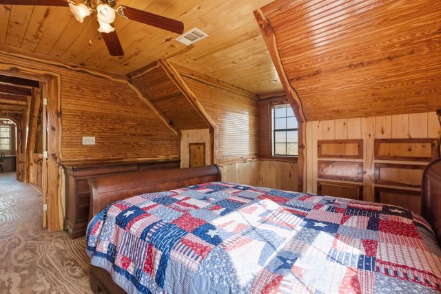 27185 Muckelroy Road, Hempstead, TX 77445