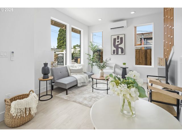 4740 Se 65TH Ave, Portland, OR 97206