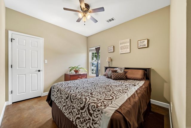 13404 Berkshire Manor, North Little Rock, AR 72117
