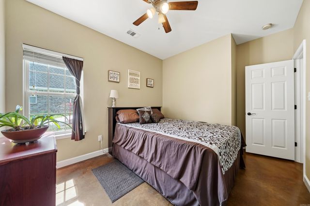 13404 Berkshire Manor, North Little Rock, AR 72117