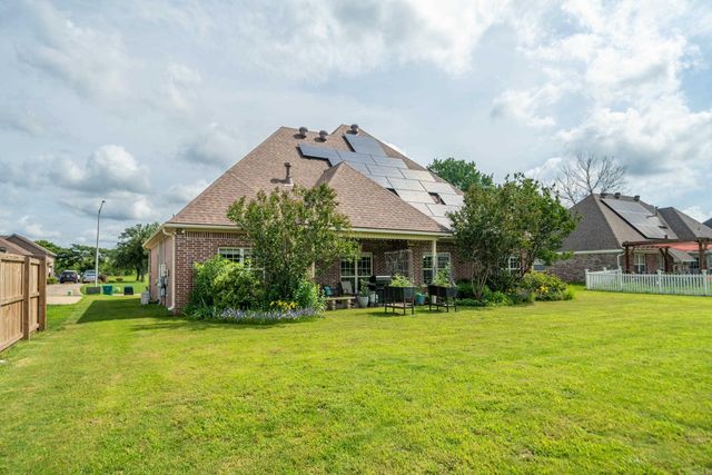 13404 Berkshire Manor, North Little Rock, AR 72117