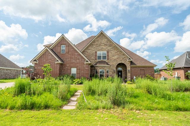 13404 Berkshire Manor, North Little Rock, AR 72117