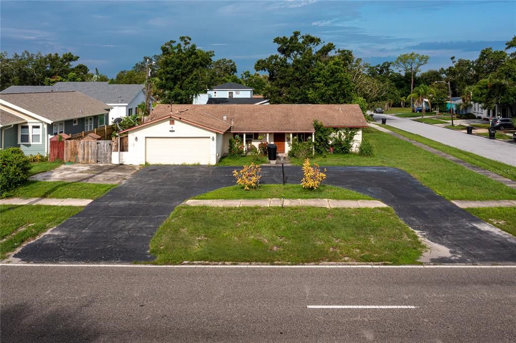 1530 49TH STREET N, St Petersburg, FL 33710