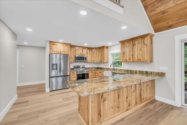 415 Thunder Ridge Drive, South Pittsburg, TN 37380