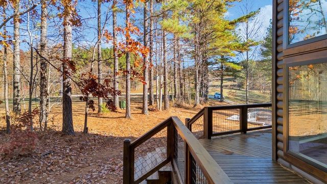 415 Thunder Ridge Drive, South Pittsburg, TN 37380