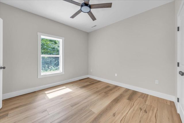 415 Thunder Ridge Drive, South Pittsburg, TN 37380