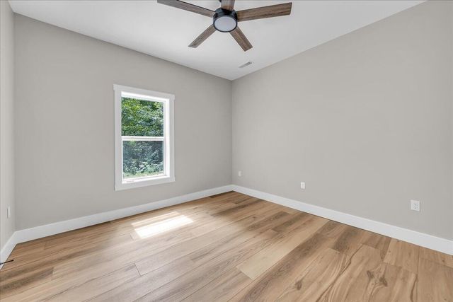 415 Thunder Ridge Drive, South Pittsburg, TN 37380