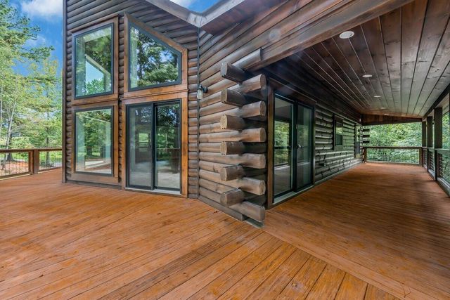 415 Thunder Ridge Drive, South Pittsburg, TN 37380