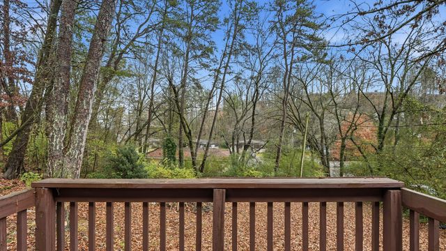 10 Fountain Circle, Chattanooga, TN 37412