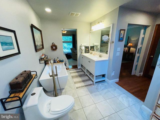 31057 EDGEWATER DR, Lewes, DE 19958