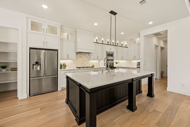 4505 Turnout Trail, Aubrey, TX 76227