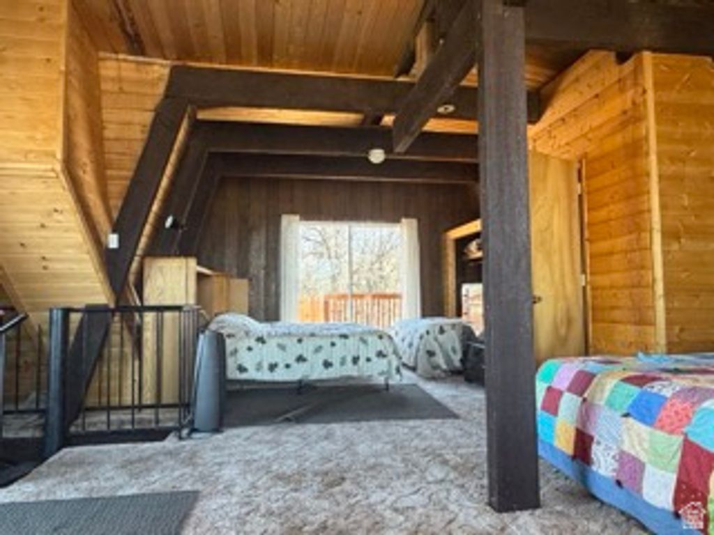 Image 15 of property listing at 9406 E DEER DR, Heber City, UT 84032