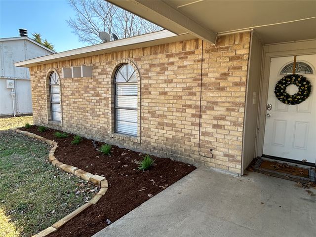 400 Green Canyon Drive, Mesquite, TX 75150