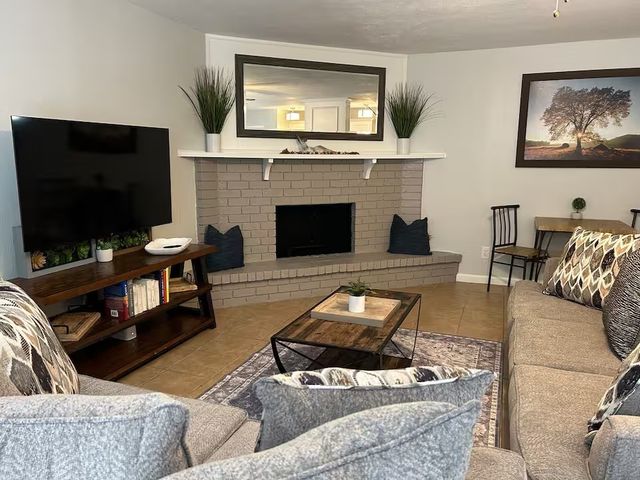 400 Green Canyon Drive, Mesquite, TX 75150