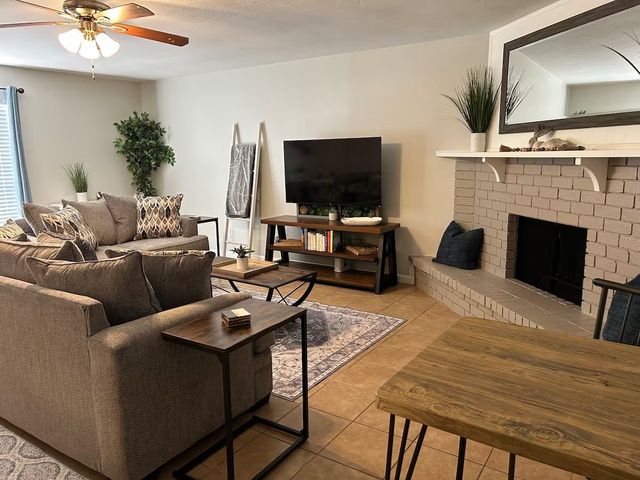 400 Green Canyon Drive, Mesquite, TX 75150