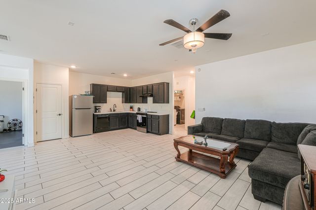 408 E RIO Place, Casa Grande, AZ 85122