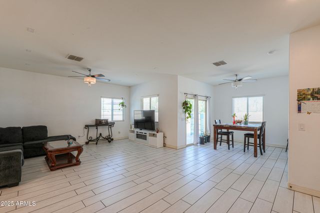 408 E RIO Place, Casa Grande, AZ 85122