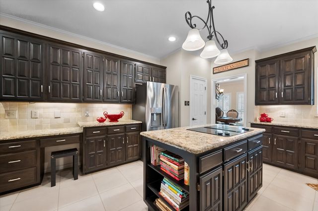 3320 Thorntree Court, Arlington, TX 76016