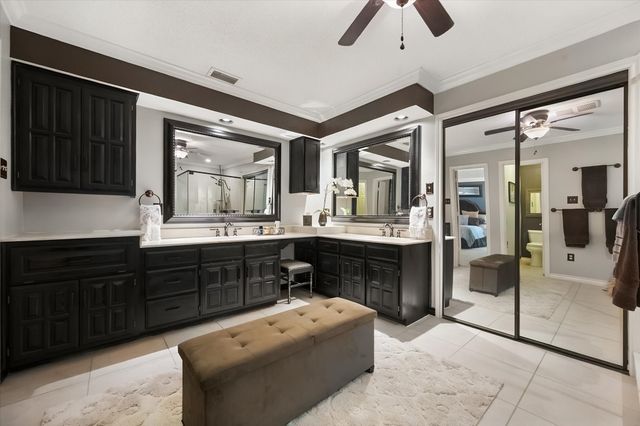 3320 Thorntree Court, Arlington, TX 76016