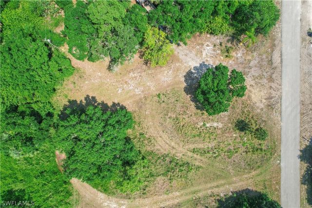 1621 State AVE, Lehigh Acres, FL 33972