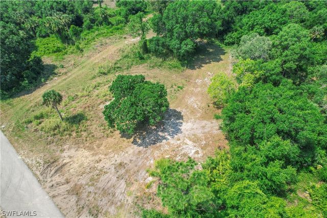 1621 State AVE, Lehigh Acres, FL 33972