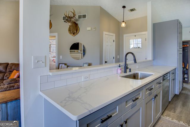 401 White Street, Mansfield, GA 30055