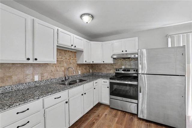 8311 E 110th Street, Kansas City, MO 64134