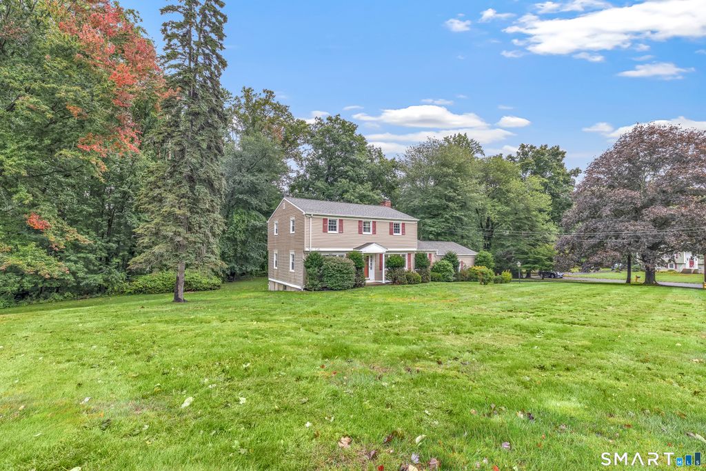 63 Marathon Road, Trumbull, CT 06611
