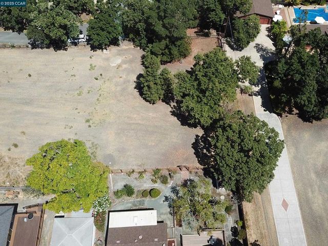 2128 San Miguel Dr, Walnut Creek, CA 94596