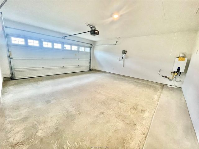 914 Colffee Mill Lane, College Station, TX 77845