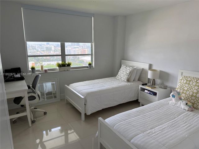 2780 NE 183rd St 2107, Aventura, FL 33160