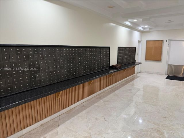 2780 NE 183rd St 2107, Aventura, FL 33160