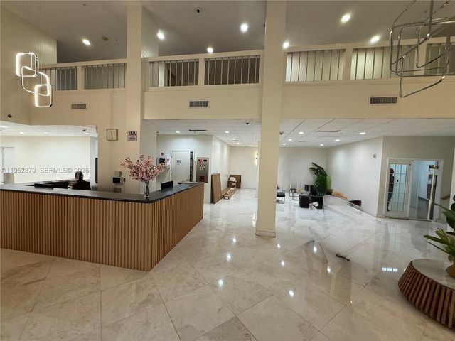 2780 NE 183rd St 2107, Aventura, FL 33160