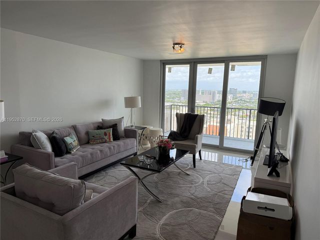 2780 NE 183rd St 2107, Aventura, FL 33160