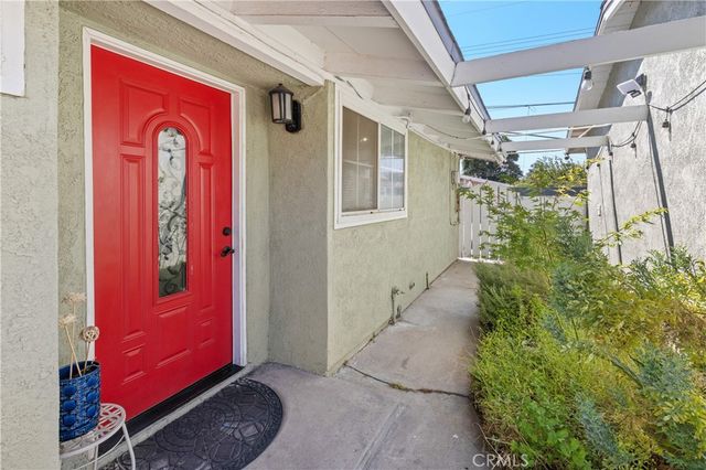 2262 Academy, Pomona, CA 91768