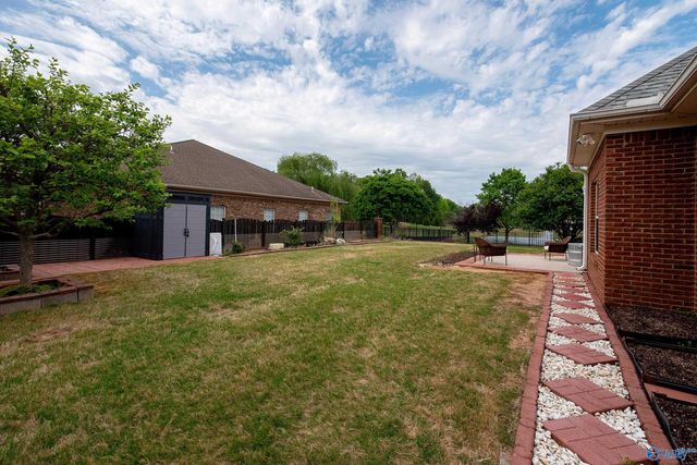 200 Blackwood Drive, Madison, AL 35757