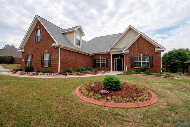 200 Blackwood Drive, Madison, AL 35757