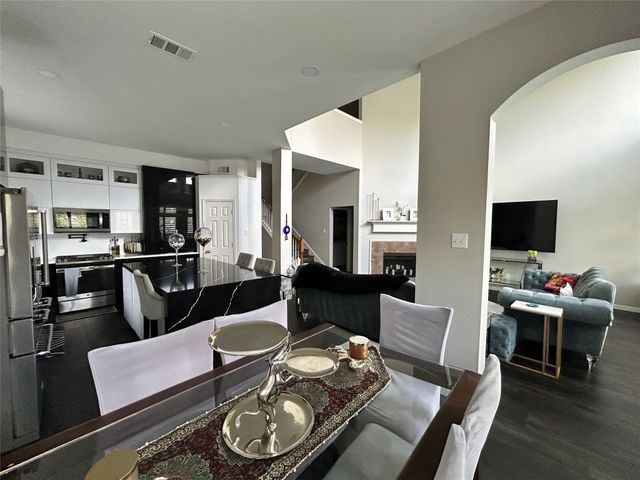 6400 Sidney Lane, Mckinney, TX 75070