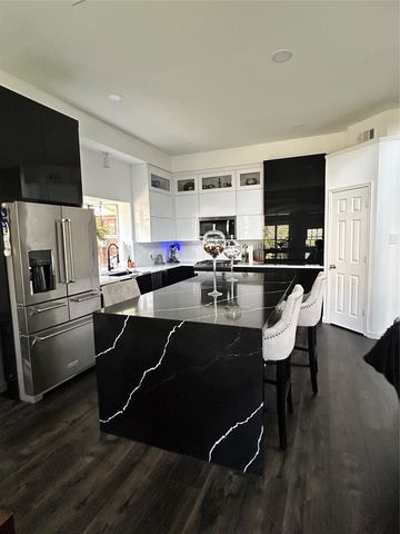 6400 Sidney Lane, Mckinney, TX 75070