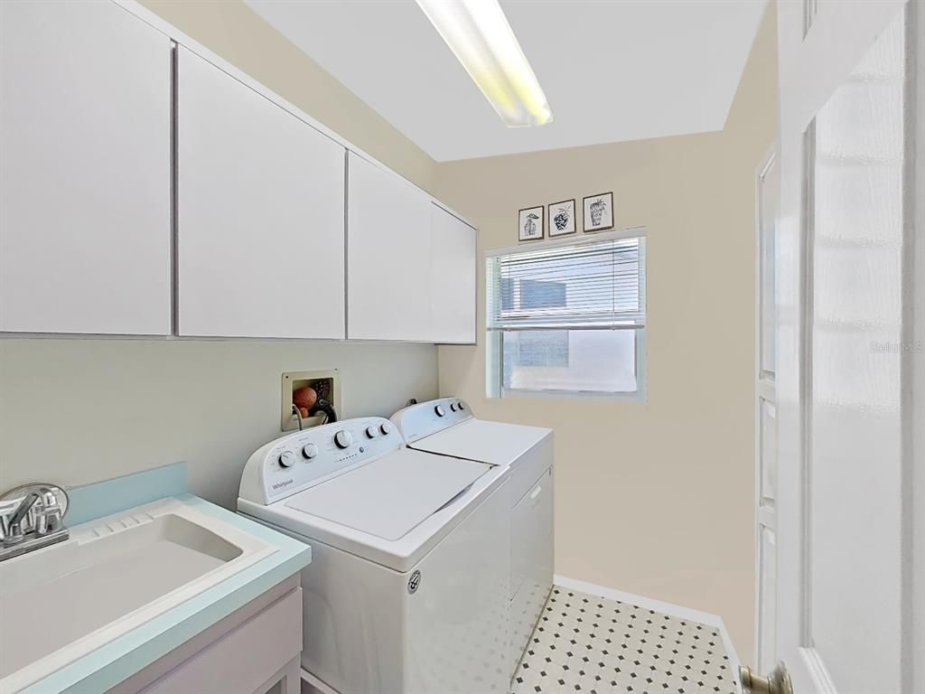 Image 39 of property listing at 5135 MUSSELSHELL DRIVE, New Port Richey, FL 34655