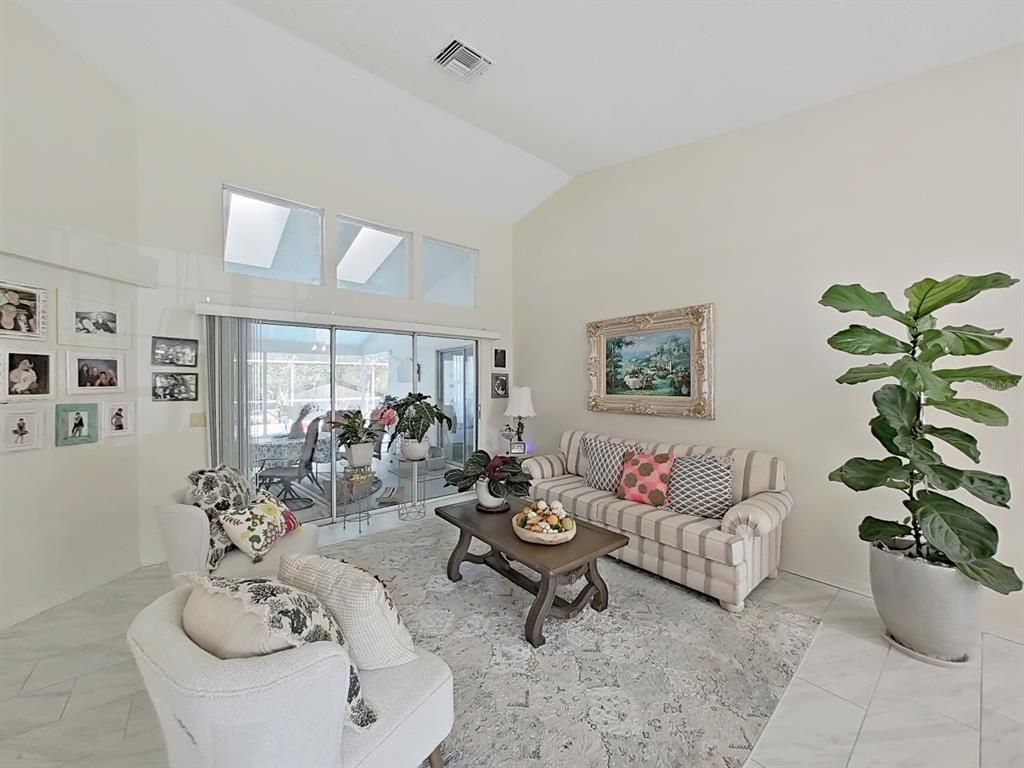 Image 5 of property listing at 5135 MUSSELSHELL DRIVE, New Port Richey, FL 34655
