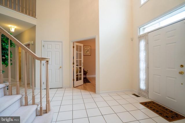 19 SHADOW DR, Princeton Junction, NJ 08550