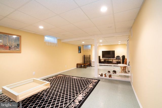 19 SHADOW DR, Princeton Junction, NJ 08550