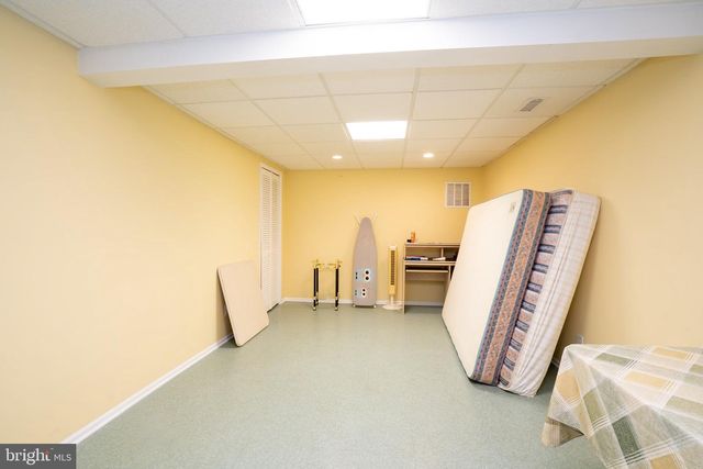 19 SHADOW DR, Princeton Junction, NJ 08550