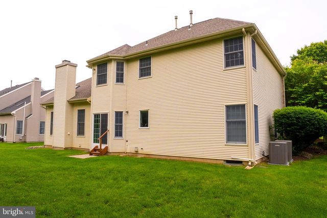 19 SHADOW DR, Princeton Junction, NJ 08550