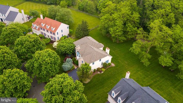 19 SHADOW DR, Princeton Junction, NJ 08550