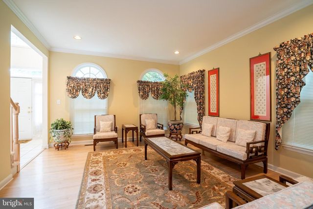 19 SHADOW DR, Princeton Junction, NJ 08550